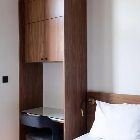 Bouquet Luxury Apartment