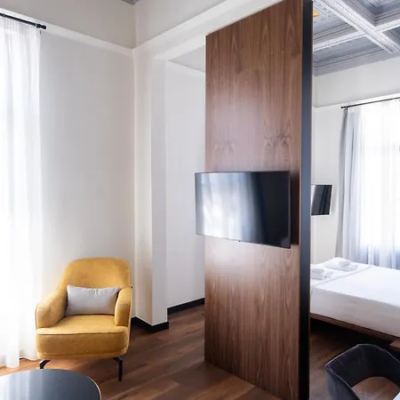 Bouquet Luxury Apartment *